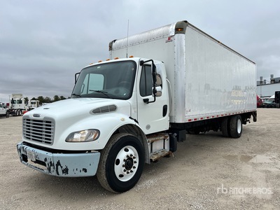 2016 Freightliner M2106 4x2 Camion fourgon