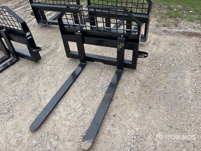 JBX 4000 48 in Horquillas para minicargadora (Unused)
