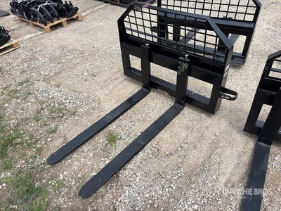 JBX 4000 48 in Skid Steer Forks (Unused)