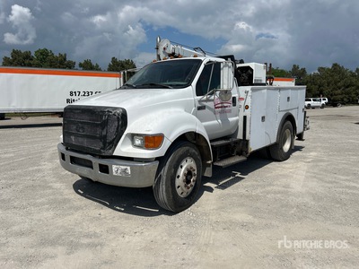 2005 Ford F-750 4x2 Service Truck