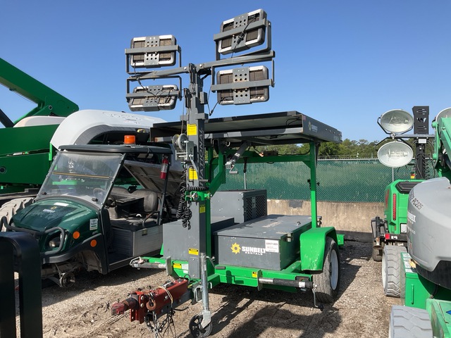 2018 National Signal LTS-160H-750K Solar Hybrid Light Tower