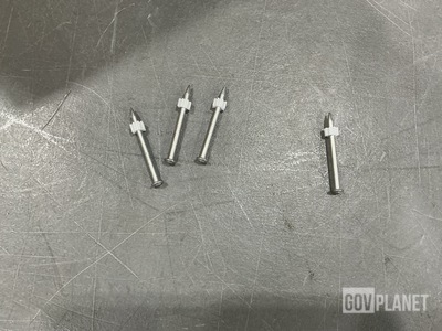 (1,200) Fastener Pins