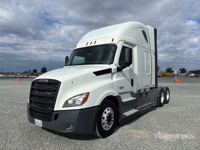 2020 Freightliner Cascadia 126 6x4 T/A Sleeper Truck Tractor