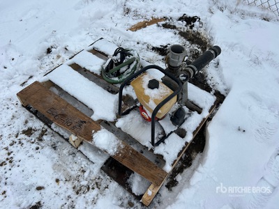 Quantity of (2) Bomba de agua