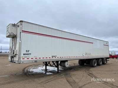2007 Manac 943 Tri/A Van Trailer