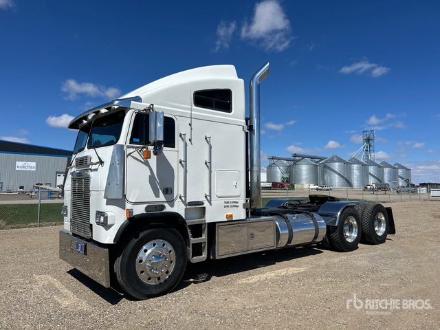 2FUPTXYBXJV325170 Freightliner Fl Photo 1