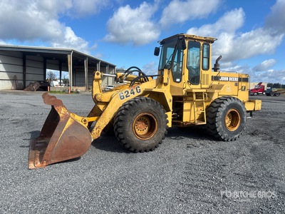 1996 John Deere 624G Wheel Loader