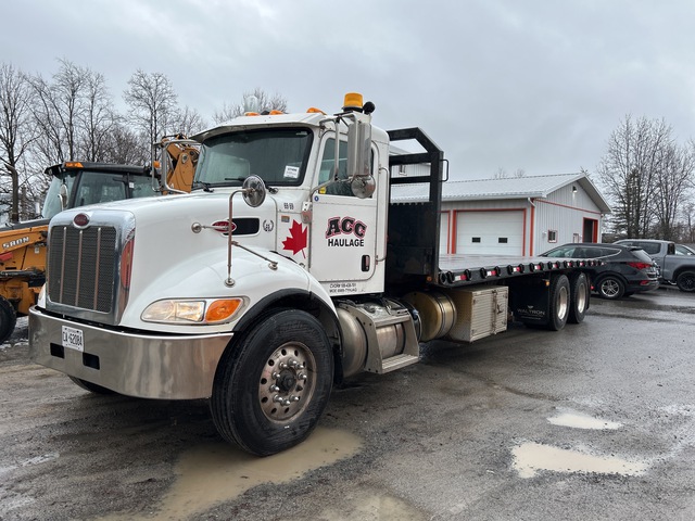 2017 Peterbilt 348 6x4 Roll-Off Truck