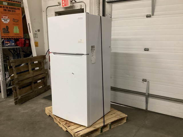 Frididaire FFTR1814WW5 Refrigerator/Freezer Frididaire FFTR1814WW5 Refrigerator/Freezer