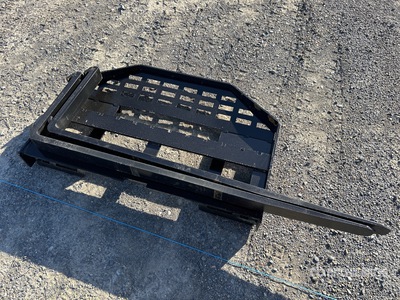 2026 GIYI GY-DHC 1500 mm Skid Steer Forks (Unused)