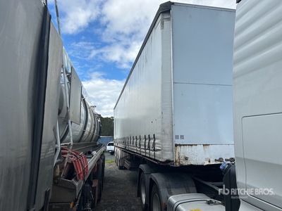 2005 MaxiTrans 13.3 m Tri/A Zijtrailer met gordijn