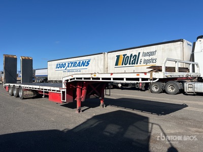 1998 JTB 14.4 m Tri/A Step Deck Trailer