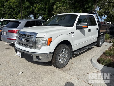 2013 Ford F-150 XLT 4x2 Crew Cab Flatbed Truck