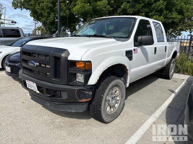 2000 Ford F-350 2000 Ford F-350 Xl 4X2 Crew Cab Pickup