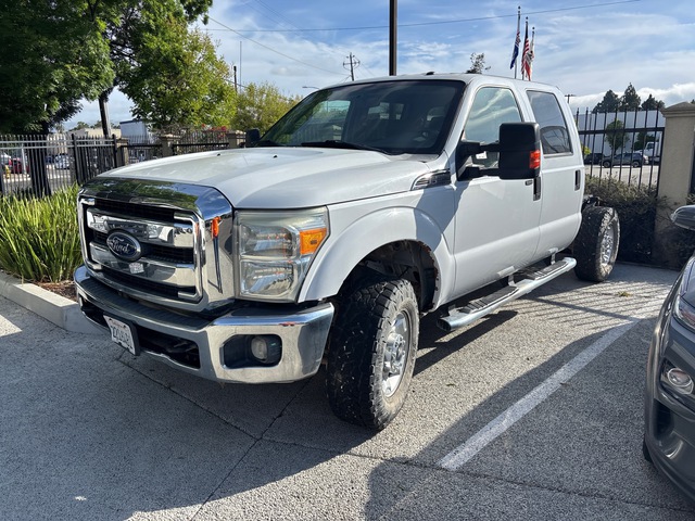 2012 Ford F-250 XLT 4x4 Crew Cab Cab and Chassis