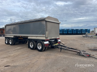 2021 Borcat 8 m Quad Dog End Dump Trailer