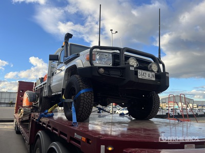 2011 Toyota Landcruiser 4x4 Pickup