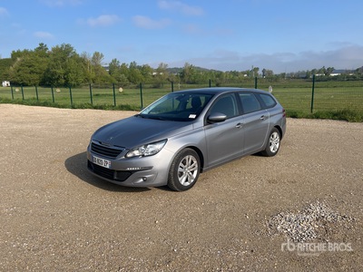 2015 Peugeot 308 BLUE HDi Automobile Automobile