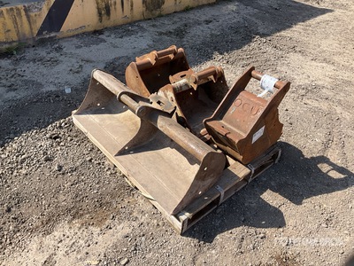 Quantity of (4) 1x Cleanup, 3x Digging Excavator Bucket