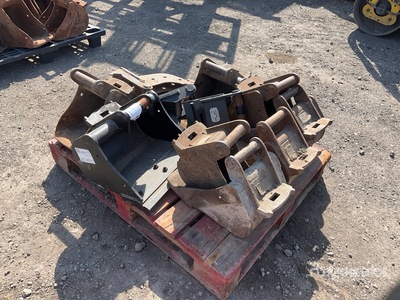 Quantity of (1) Pallets of 3x Ripping, 8x Digging Excavator Bucket