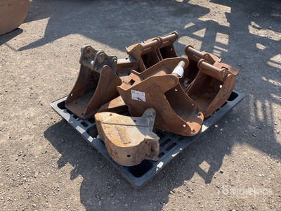 Quantity of (8) 7x Digging, 1x Ripping Excavator Bucket
