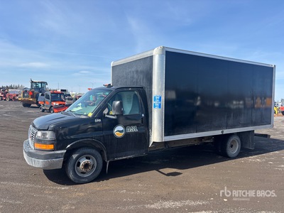 2020 GMC Savana 3500 4x2 Van Truck