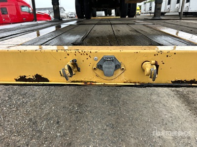 1987 Fruehauf 24 ft S/A Flatbed Trailer