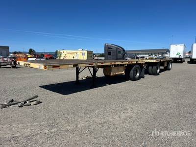 1987 Fruehauf 24 ft S/A Flatbed Trailer