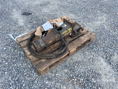 Bobcat HB25B0 Q/C Hydraulic Breaker (Inoperable)