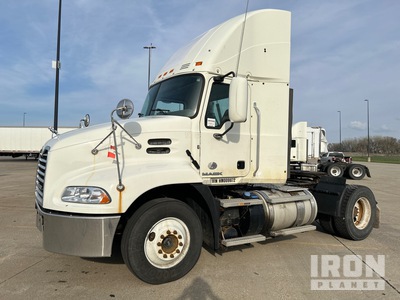 2017 Mack CXU612 4x2 S/A Day Cab Truck Tractor