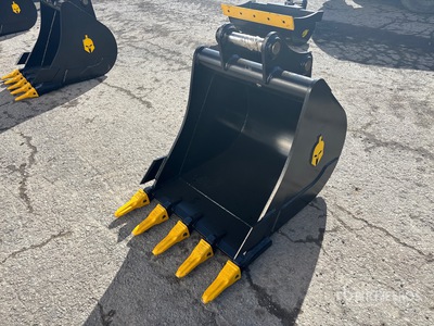 30 in Digging Excavator Bucket