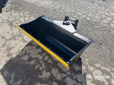 42 in Hydraulic Tilting Excavator Bucket