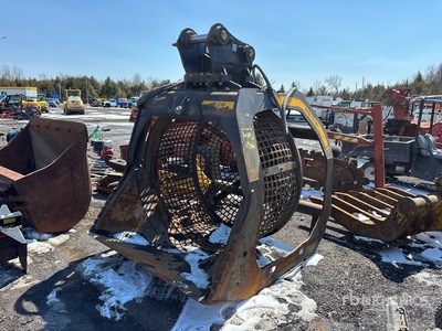 2014 MB MB-S18 S2 72 in Q/C Excavator Screening Bucket