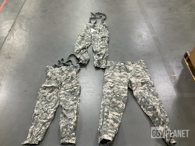 (3) Pairs of Extreme Cold Weather Trousers & (68) Pairs of Cold Weather Trousers