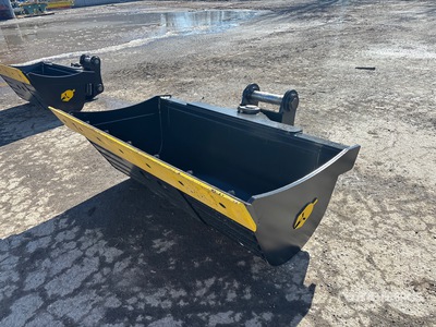 72 in Hydraulic Tilting Excavator Bucket