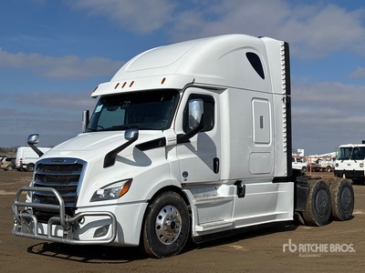 2019 Freightliner Cascadia 116 6x4 T/A Sleeper Truck Tractor