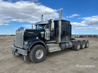 2025 Kenworth W900 8x6 Heavy Haul Tri/A Slaapcabine Tractor