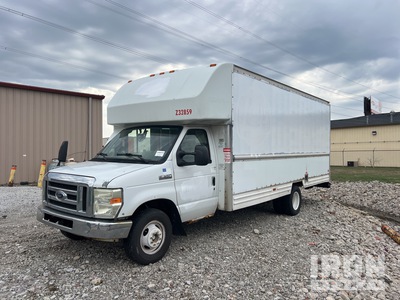 2008 Ford E-350 Van Truck