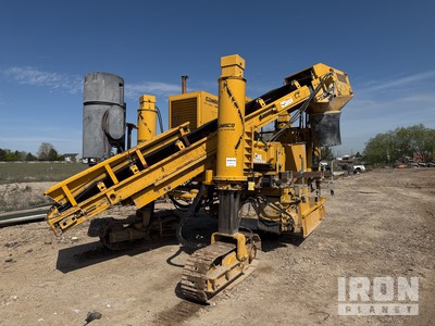 2006 Gomaco GT3600 tracked Curb and Gutter Machine