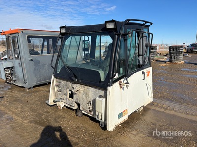 5 ft 6 in الكابينة