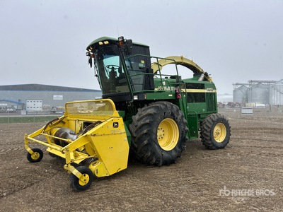 2001 John Deere 6950 2WD 9 ft Forage Harvester