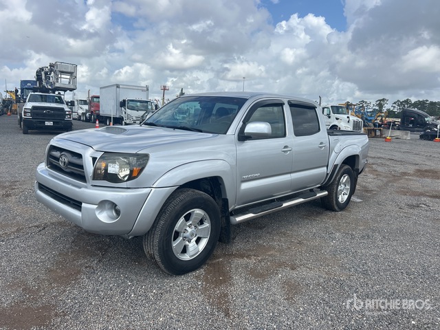 2009 Toyota Tacoma SR5 4x4 Crew Cab Pickup
