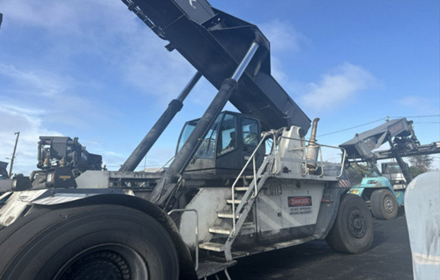 Mi-Jack MJM90RT Container Reach Stacker