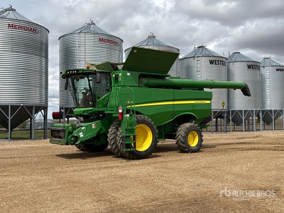 2014 John Deere S670 Maaidorser