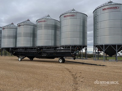 2017 MacDon FD75 35 ft Flex Draper Testata mietitrebbia