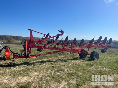 2014 Kuhn Challenger 8 Furrow 3-Point محراث قابل للعكس