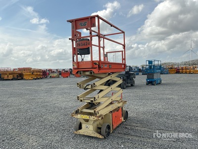 2015 JLG 6RS Electric Scissor Lift