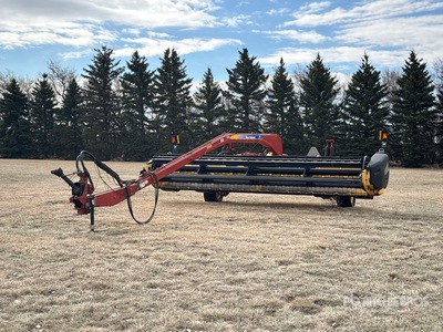 2009 New Holland H7150 18 ft Maaier-kneuzer