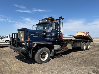 Bed & Rig-Up Trucks