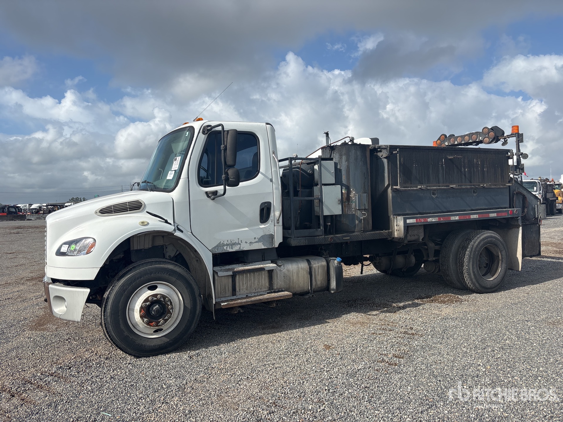 2016 Freightliner M2 106 4x2 Asphalt Distributor Truck